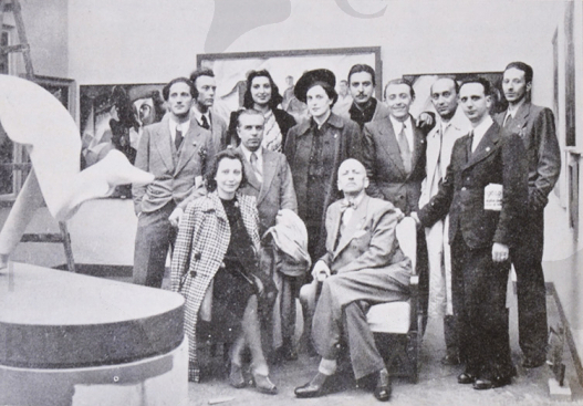 Immagine 1-862811 Radice con Prampolini, Marinetti, Benedetta, Rho, Crali ed altri in un incontro a Venezia